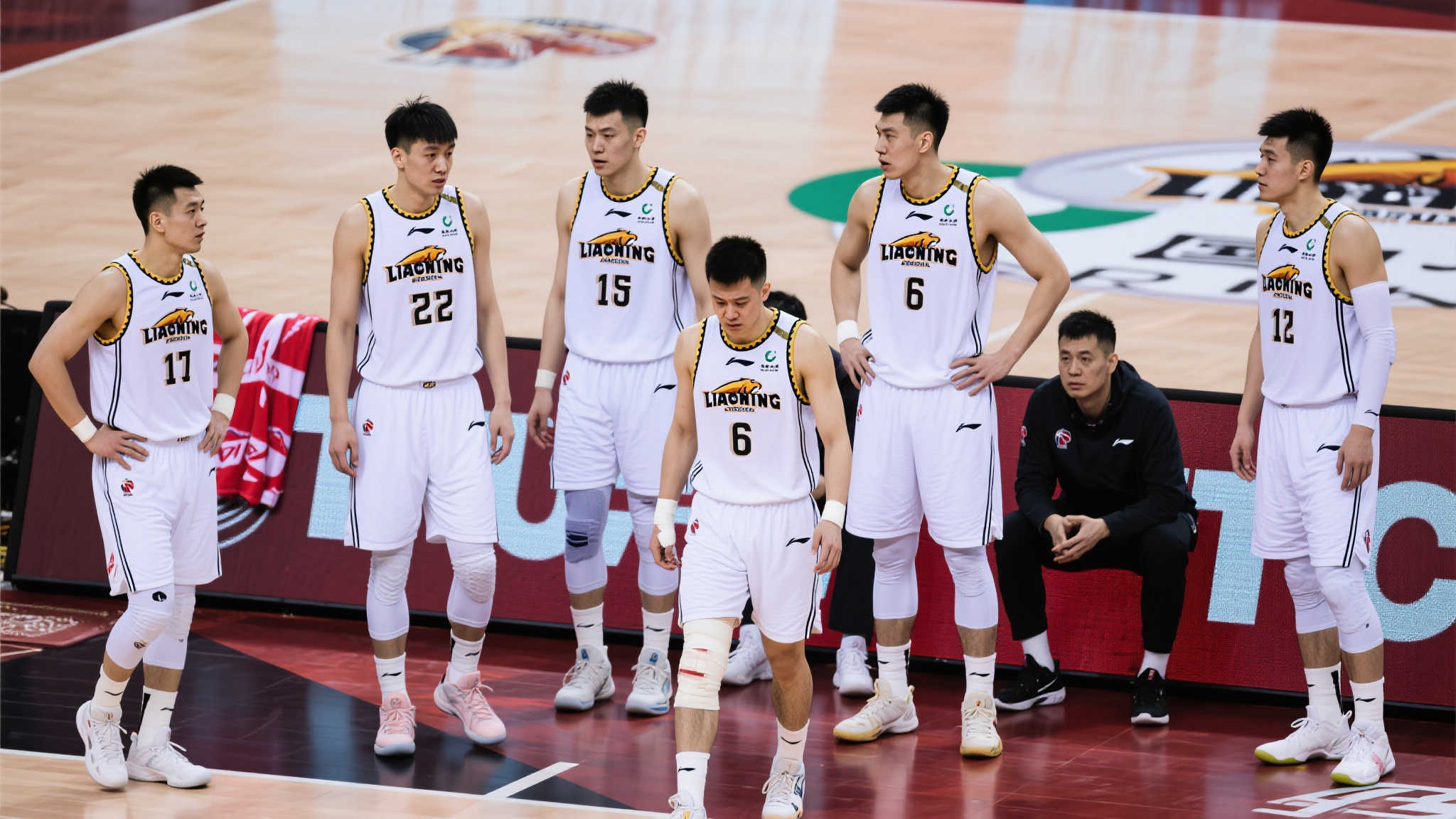 他通过社交 他通过社交